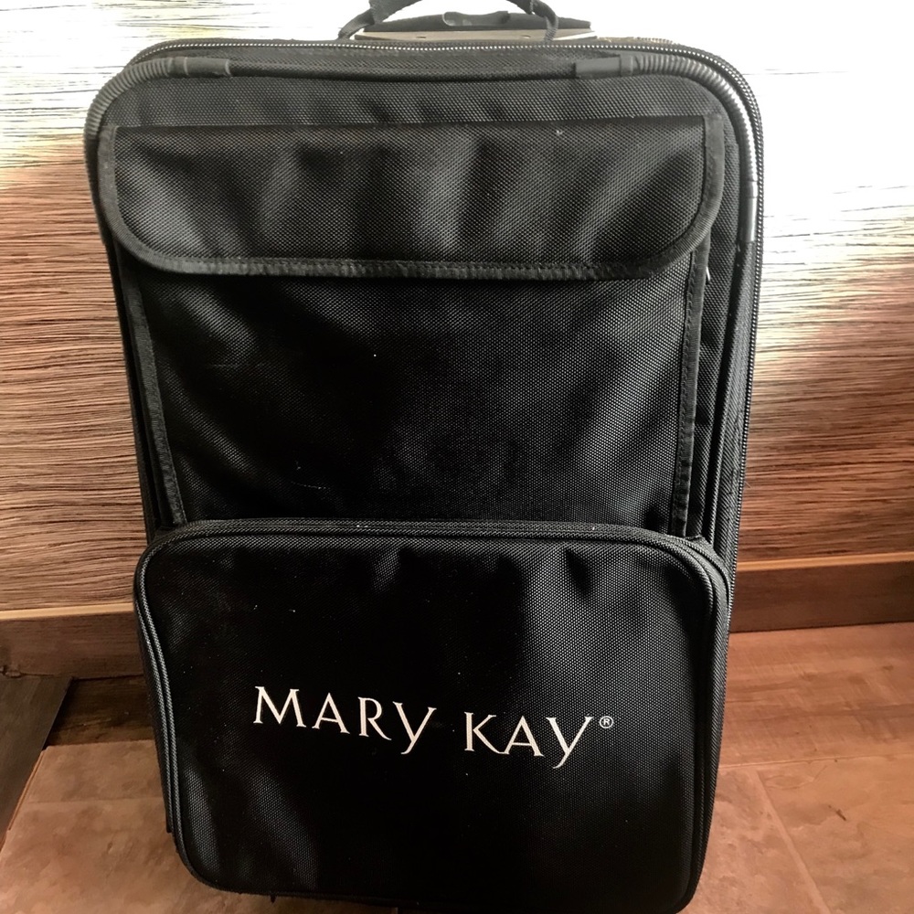 Marykay rolling black suitcase with handle